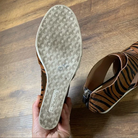 Linea Paolo Faith Genuine Calf Hair Wedge Sneaker - Picture 7 of 7